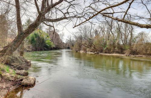 River Access and Gorgeous Views Pisgah Forest Home! - Foto 3