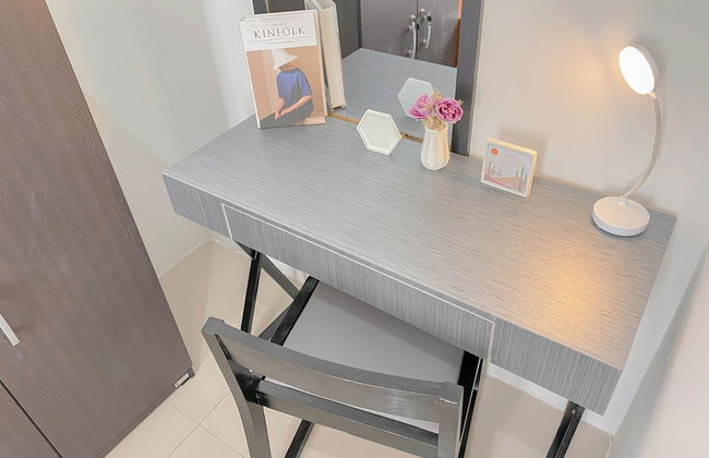 Minimalist 1Br Apartment At Vittoria Residence - Foto 3