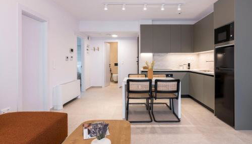 Elliniko Riviera - 2BDRM Apt - Near Metro by MPS - Foto 3