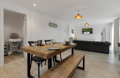 Tor Cottage -No Commercial Sign written Vehicles, Private Hot Tub , 2 Dogs Max,Fishing Nearby & Communal Swimming Pool ,Pool open April to September - Foto 17