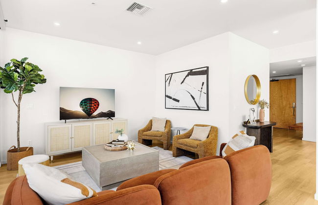 @marbella Lane - Chic 2BR Penthouse w/ Ocean Views - Foto 34