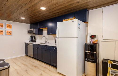 Crane Haven - Boutique-Inspired with Modern Flare - Foto 51