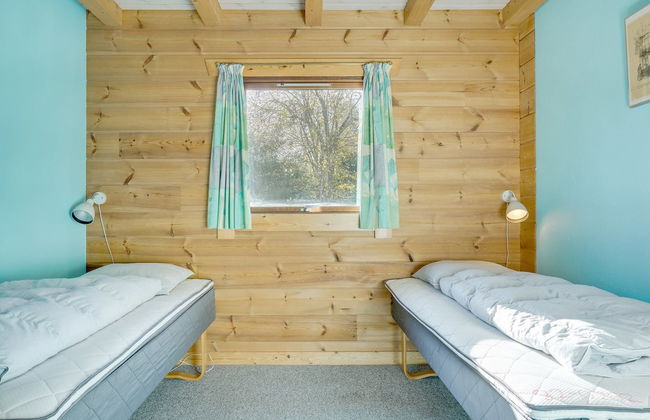 5 bedroom House in Væggerløse with terrace and sauna - Photo 16