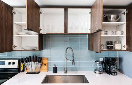 Exceptional 1BD BA-PoolHotTubGymParking- Downtown! - Foto 20