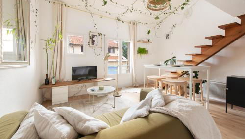 La forêt Suspendue - T2 douillet avec Parking Gratuit - Foto 1