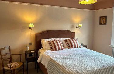 High spec 4 bed Victorian house - Foto 7