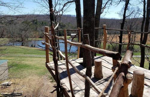 Dreamy Treehouse Cabin Oasis Near Piney River, Tennessee - Foto 23
