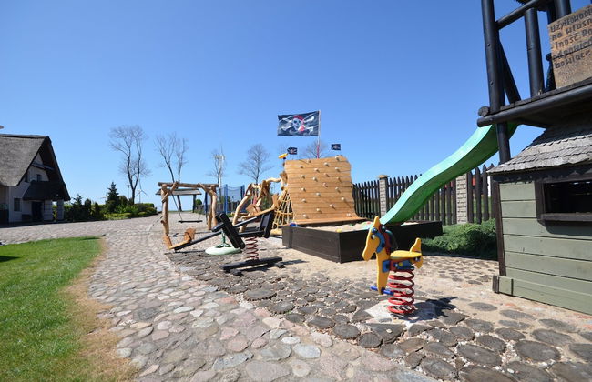 Cottage in Cisowo Near Baltic Coast Beach - Photo 29