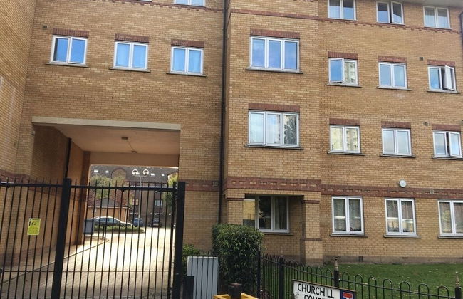 2 Bed Flat, Dedicated Workspace, Parking, 4KTV - Photo 30