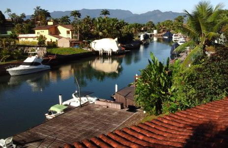 Casa de 730m2 no Exclusivo Condomínio Portogalo com Piscina Privada e Cais para iates de até 55 Pés - Foto 23