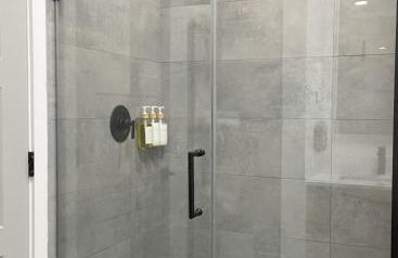 Fyrebird Place - Industrial Loft with Pavilion & Yard - Foto 24