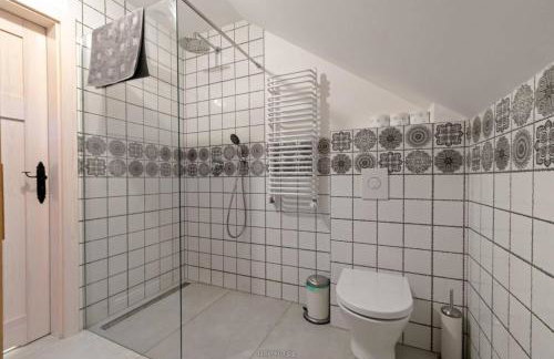 Malinowe Wzgórze domki 90 m2 z sauną i balią - Foto 34