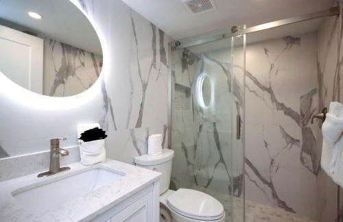 Cozy 1BR beachfront condo on Sanibel Island with stunning ocean views 3B2 - Photo 13