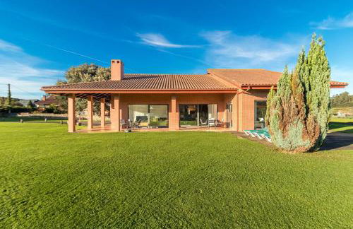 Villa Monasterio - Foto 1