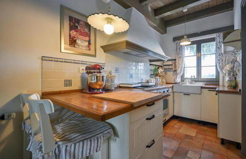 2 Bedroom Amazing Home In Vrtlinovec - Foto 5