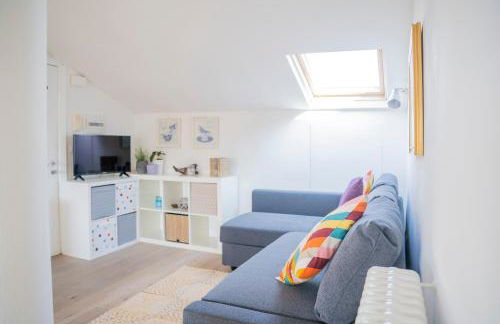 049 - Attico ELEGANTE, 10 minuti a piedi da MARE e SPIAGGIA - POSTO AUTO PRIVATO GRATIS - Foto 17