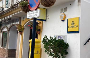 Modern Apartment in Benahavis Village Centre with Underground Parking - Photo 46