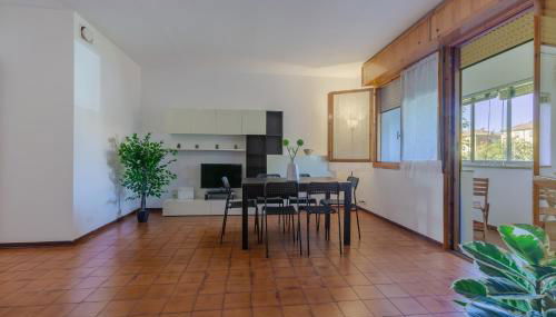 GuestHost - Pontelagoscuro Huge & Residential Apartment - Foto 5