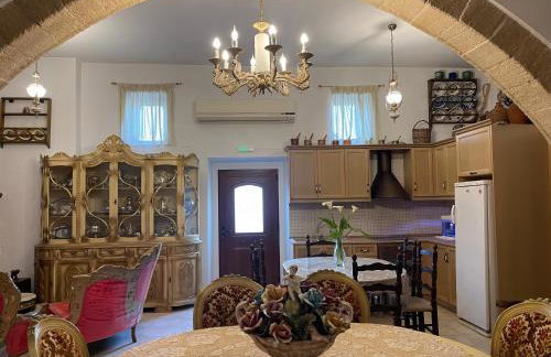 Kamara Cottage - Traditional Stone House - Photo 10