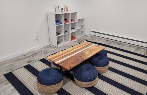 Large Vacation Home Villa- Pool, Indoor Hotub, Game Room, up to 25 guests - Foto 10