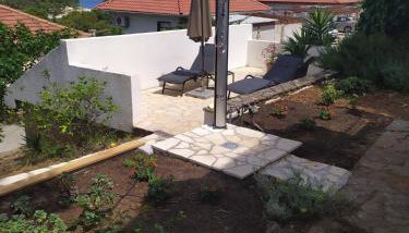 Cozy Jelsa apartment in the shade of the pines. - Photo 2, Shower