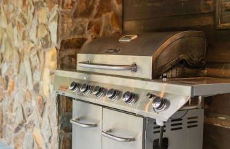 Modern Cabin with Luxury Gym, Firepit + Game Room! - Foto 36