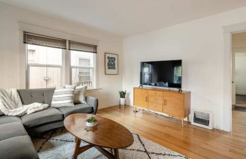 Stay Portland - HeartofBuckman MidCentury Dream 86 WalkScore 3BR - Foto 5