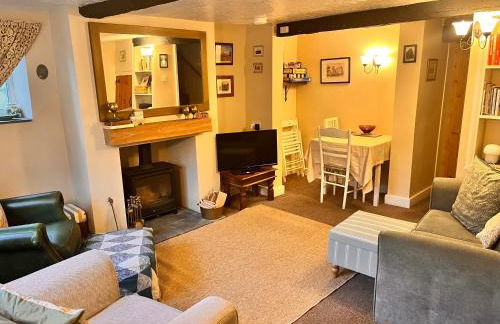 Chapter Cottage, Cheddleton Nr Alton Towers, Peak District, Foxtail Barns, the Ashes - Photo 3