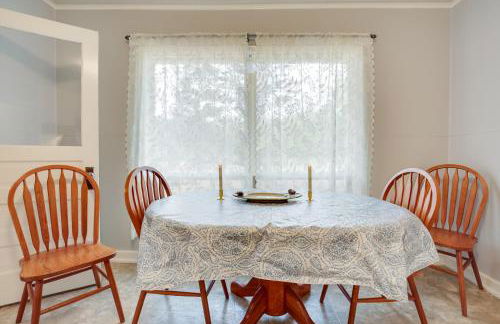 Peaceful Saint Germain Home with Fire Pit! - Photo 8