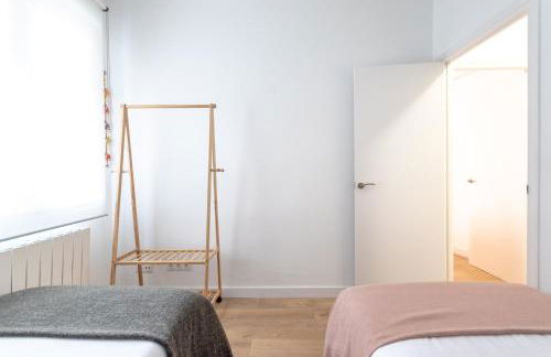 Amplio y acogedor junto al Ayuntamiento - Foto 17