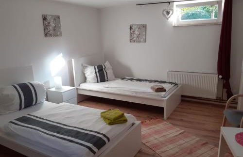 Souterrain Apartment Laatzen - Foto 11