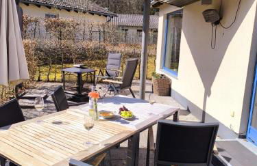 Luxuriöses, familienfreundliches Ferienhaus ,,Amy,, mit Whirlpoolwanne, Kamin und Garten - Foto 54