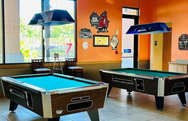 Private Hot Tub 3-bedroom 8 Miles From Disney - Photo 21