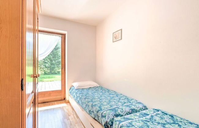 Spacious Chalet with Garden near Ski Area in Tyrol - Foto 2