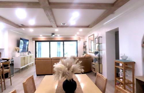 Serene Space! Waterfront Home! - Foto 8