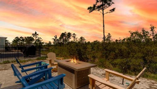 Sandy Cheeks Pet Friendly - Photo 5