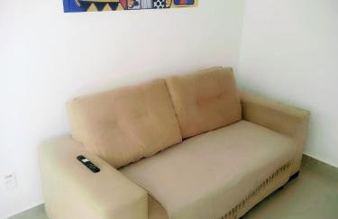 FLAT ACONCHEGANTE poucos min da praia - Foto 52