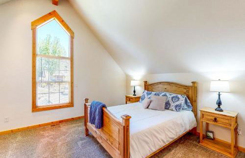 Gateway to Crater Lake! Resort Retreat with Pool - Foto 20