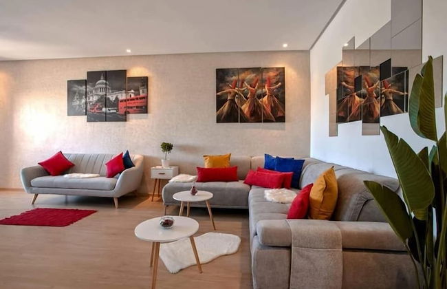 Privilege House - Photo 10