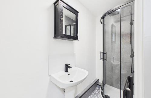 Albert Road - Photo 8