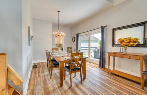 Waterfront Getaway on Sodus Bay Prime Location! - Foto 11