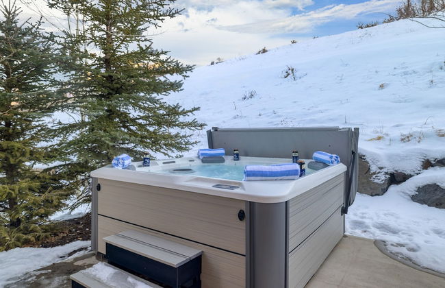 Abigail Drive Year-round Retreat With Hot Tub Near Park City Adventures Skiing - Photo 2