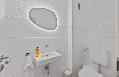 Roomfall Apartment am Kurpark mit TG & Wifi & Balkon - Foto 12