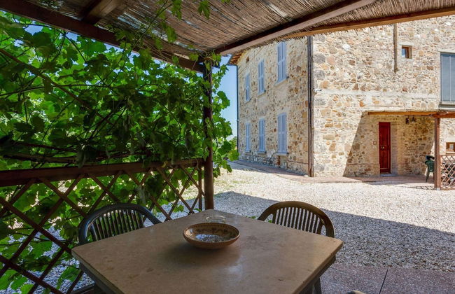 Apartment in Tuscany With Pool and Scenic Views - Foto 1