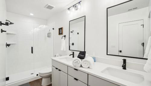 The Charleston by Crafty Casitas, near Snowbasin, 2 Kings and a Queen - Foto 3