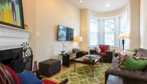 Convention Center/Logan Circle Large Cozy House. - Foto 3