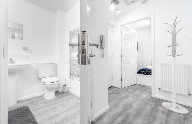 Stunning 2-bed Apartment in Tipton Sleeps 3 - Foto 13