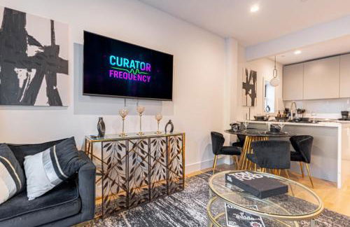 Cozy Brooklyn Getaway with Balcony - Foto 11