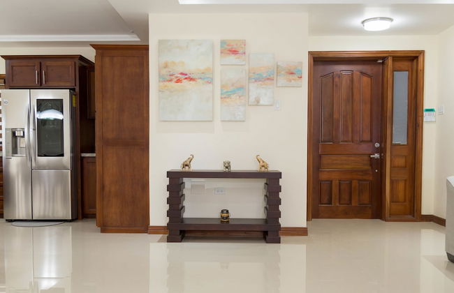 Luxury 3 Level Town House - Foto 20