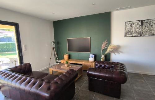 villa récente climatisée avec piscine privée - Photo 7